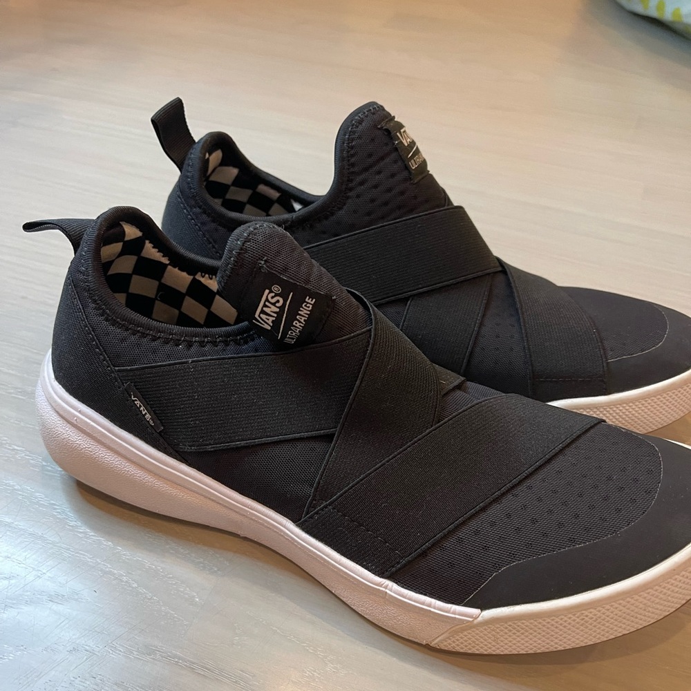 Vans sneakers black